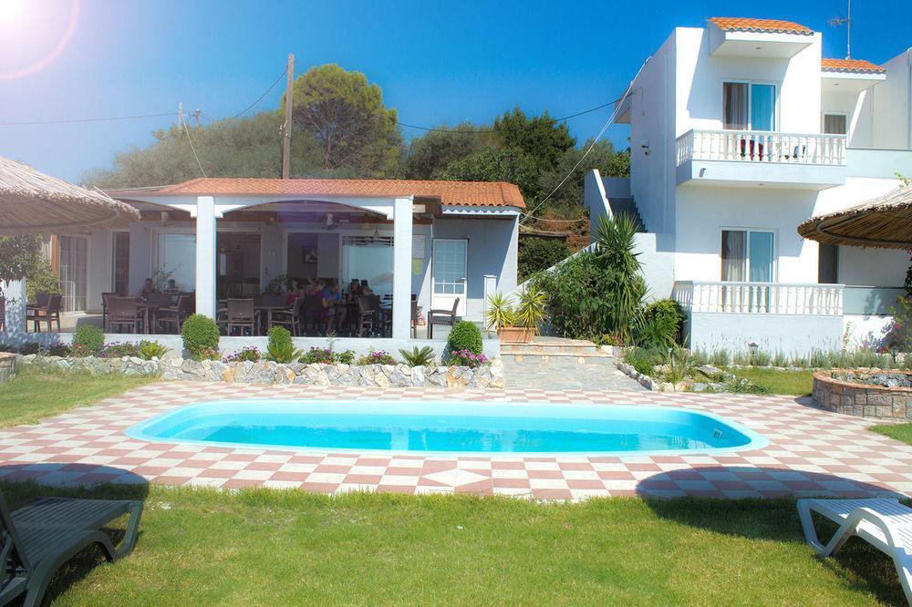 Gardenia Studios Mouresi Exterior foto